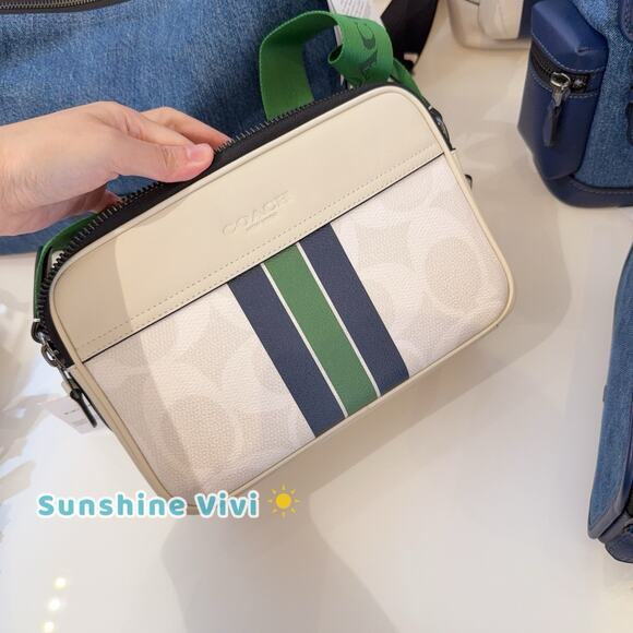 NWT Coach Men's Graham Crossbody Bag Signature Canvas With Varsity Stripe CBI36 - Picture 1 of 10